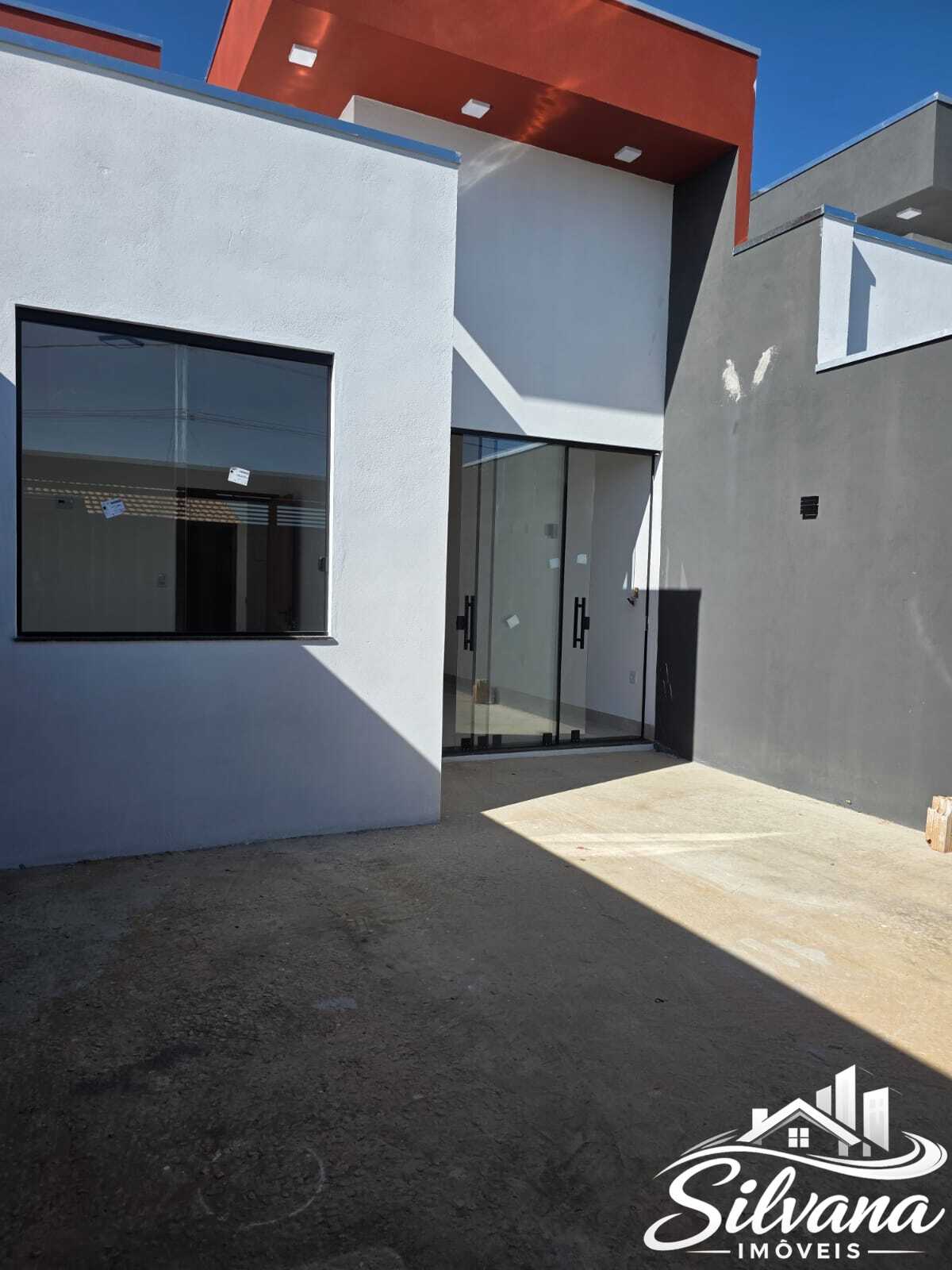 CASA À VENDA – BAIRRO PRIMAVERA