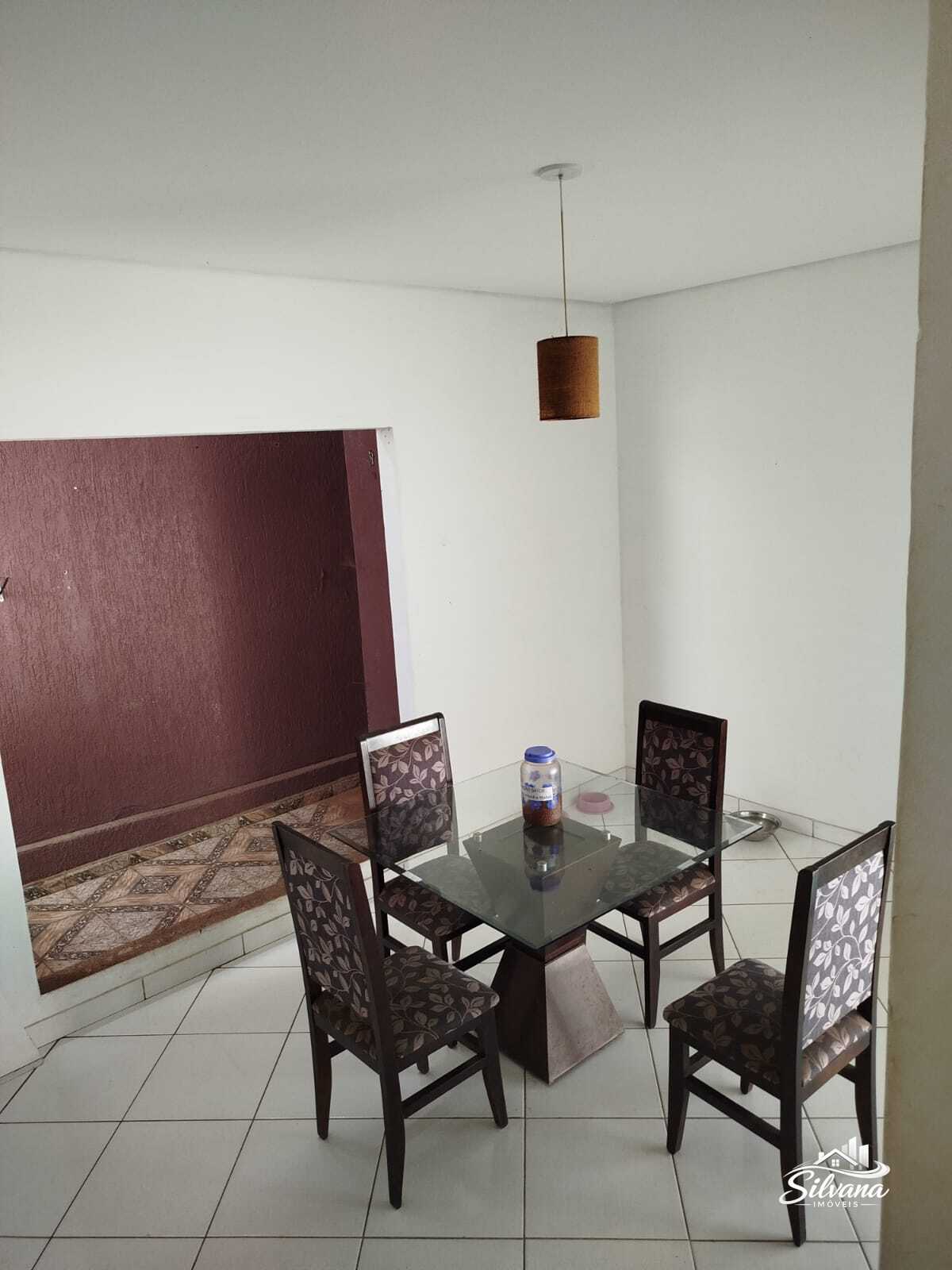 Excelente Casa no Bairro das Indústrias – Ideal para Família Grande