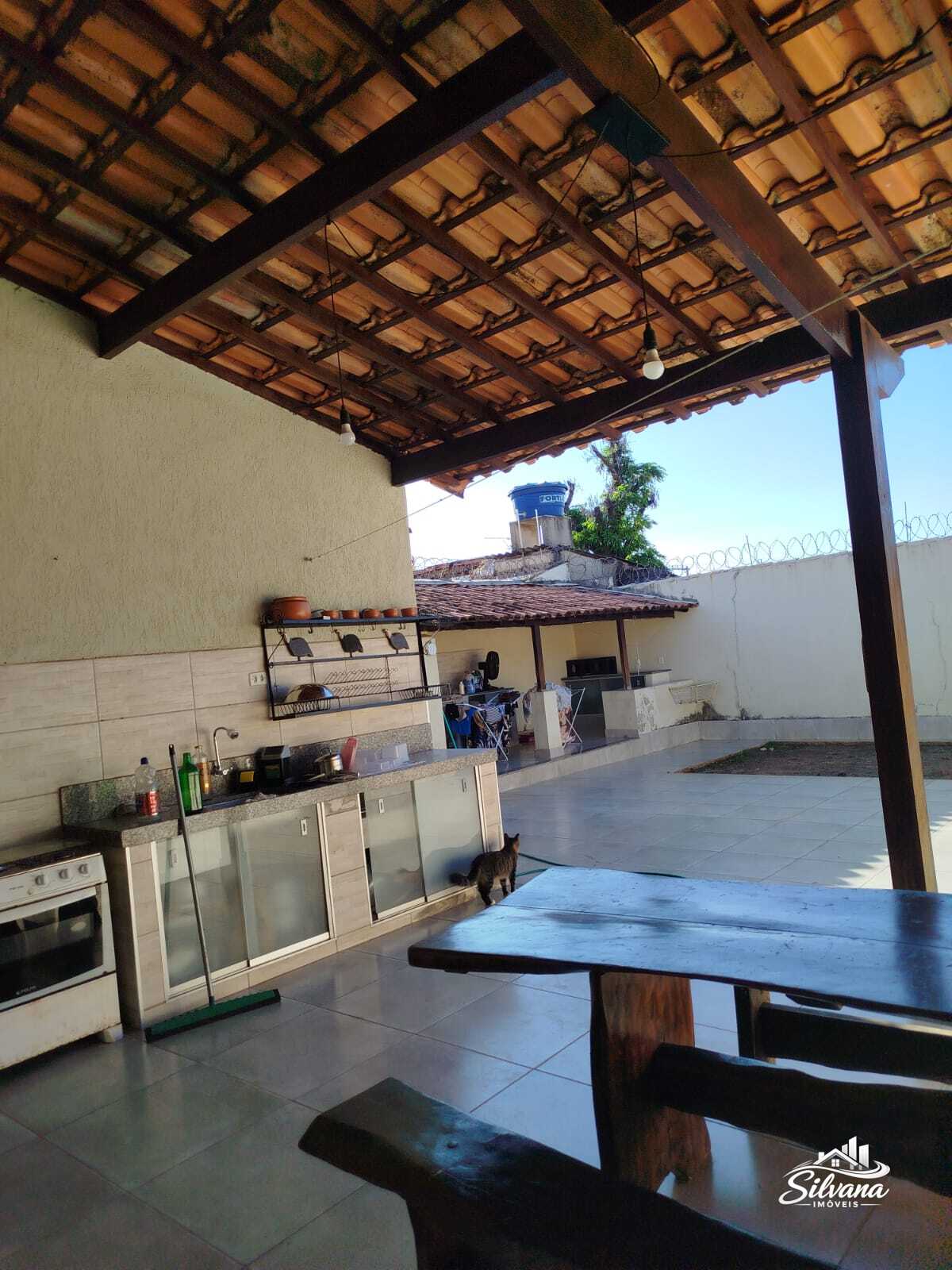 Excelente Casa no Bairro das Indústrias – Ideal para Família Grande