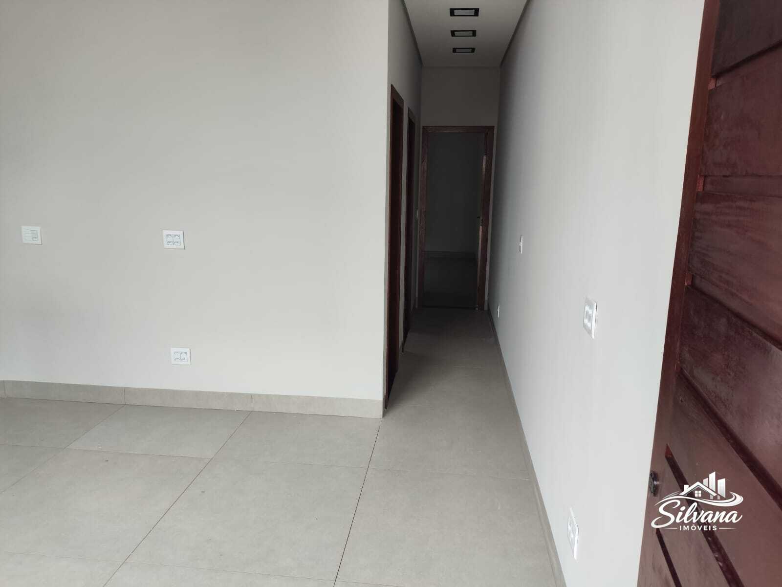 Linda Casa Moderna 2 Quartos com Suíte – Bairro Mano